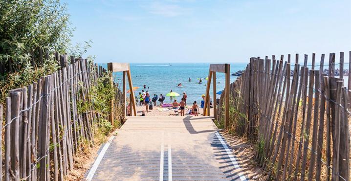 Camping Carabasse Vias Plage. Zewnętrze zdjęcie